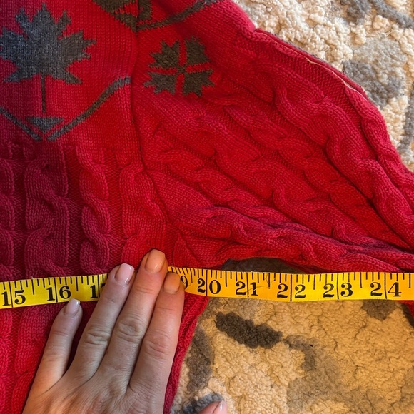 Bruzer University of Cincinnati Red Cable Knit Sweater - Picture 6 of 7